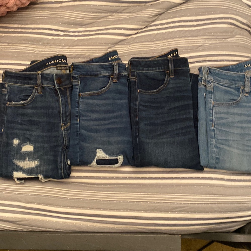 4 Pair American Eagle Size 4 Skinny Jeans